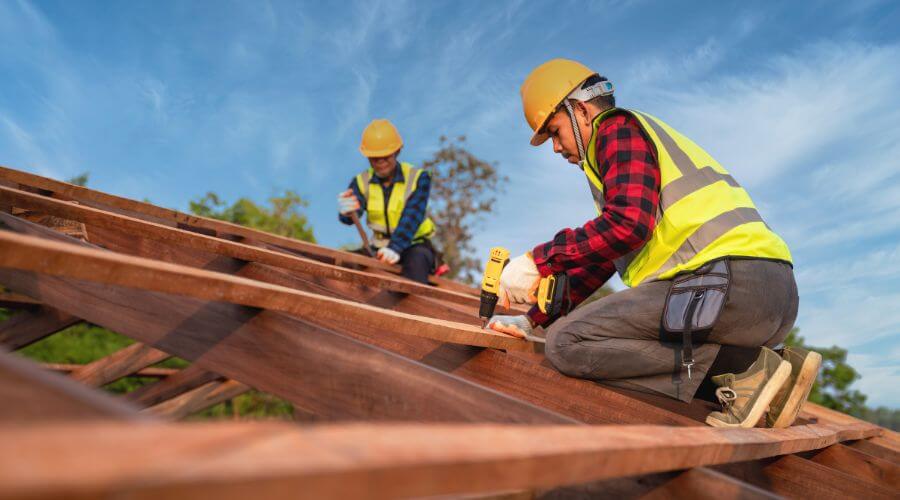 Professional Flat Roofing Installation services in Friona, TX